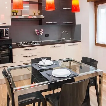Domus Tevere Apartment