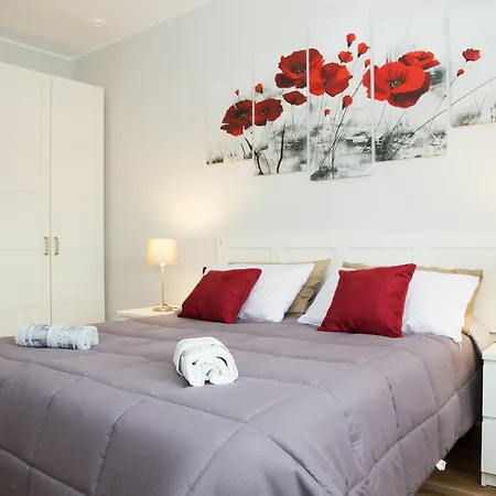 Domus Tevere Apartment *